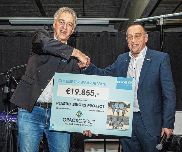 OPACKGROUP aide l'Unicef à construire des salles de classe 
