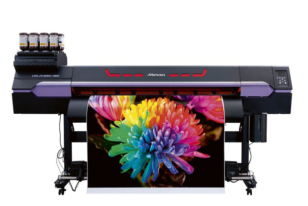 Mimaki lance deux nouvelles imprimantes UV à rouleaux 